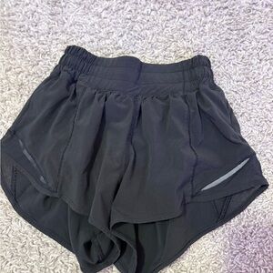 black lululemon hotty hots size 2!!